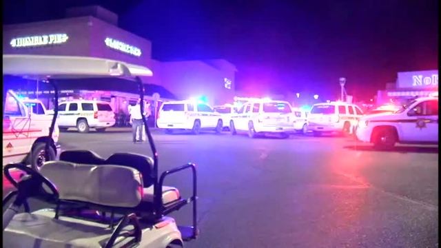 Two US men killed in Arizona mall shooting