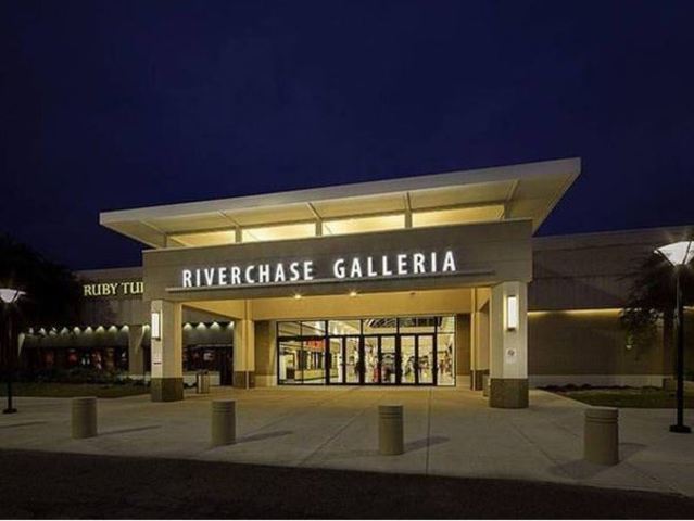 Multiple injured in Alabama mall shooting, suspect dead